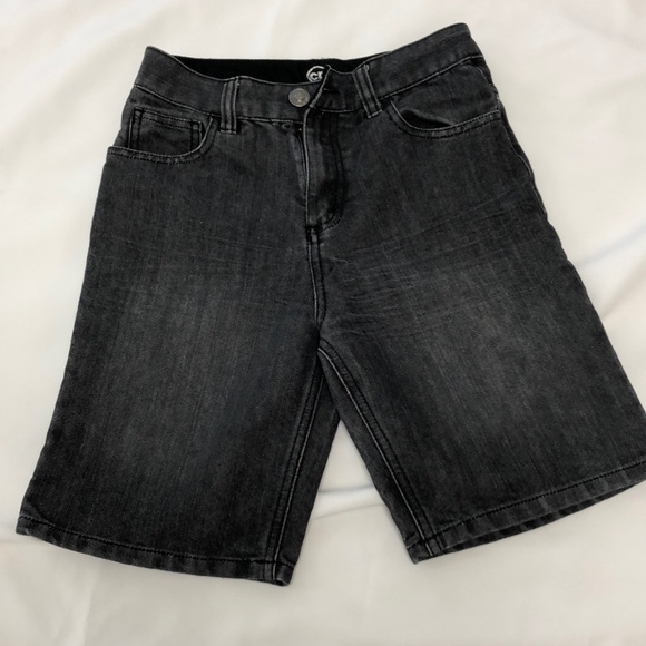 Boys Sz 10 jean and cargo shorts - Picture 2 of 8